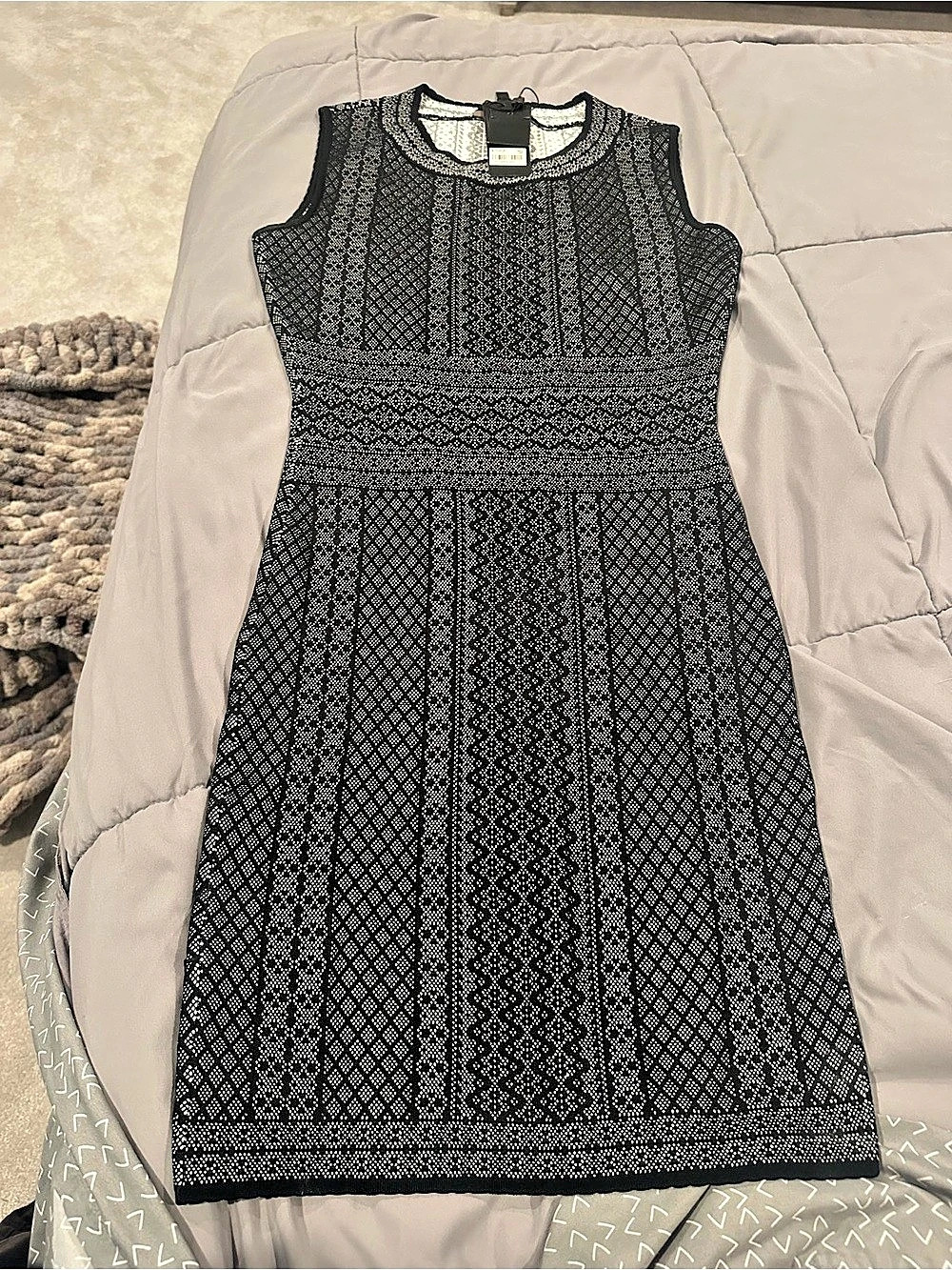 BCBGMAXAZRIA Geometric Knit Mini Dress in Black & White Size Small NWT